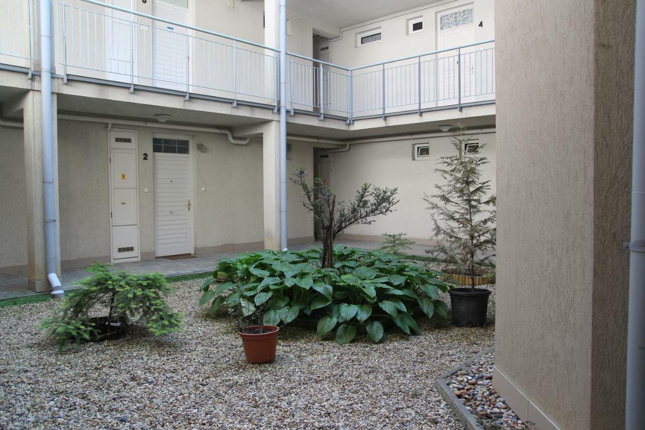 Apartment With Swing Хевиз Экстерьер фото